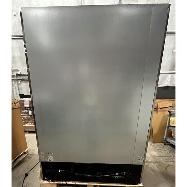 Scratch and Dent Avantco A-49R-HC 54" Solid Door Reach-In Refrigerator