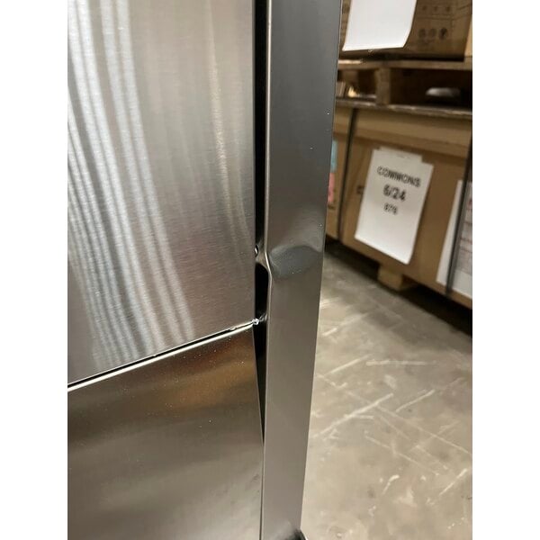 Scratch and Dent Avantco UDD-60-HC-S (2) Four Tap Kegerator Beer Dispenser - Stainless Steel, (2) 1/2 Keg Capacity