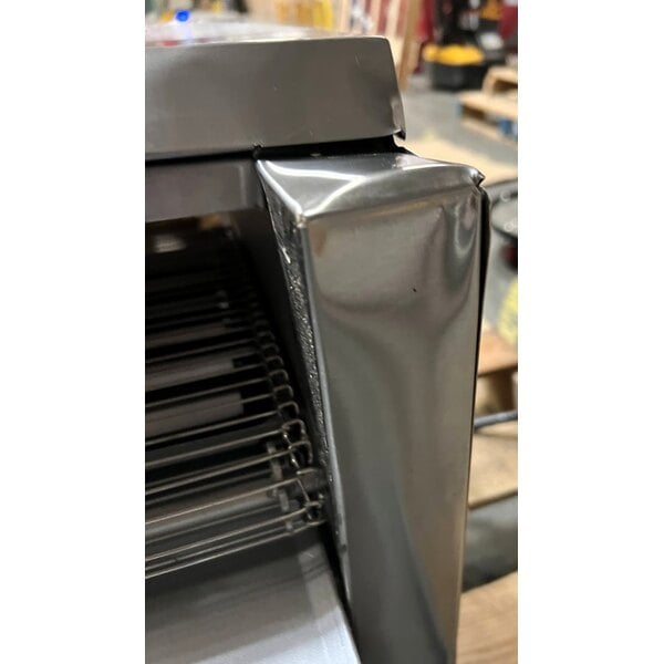 Scratch and Dent Avantco T3600B Commercial 14 1/2" Wide Conveyor Toaster with 3" Opening - 208V, 3600W, 1200 Slices per Hour