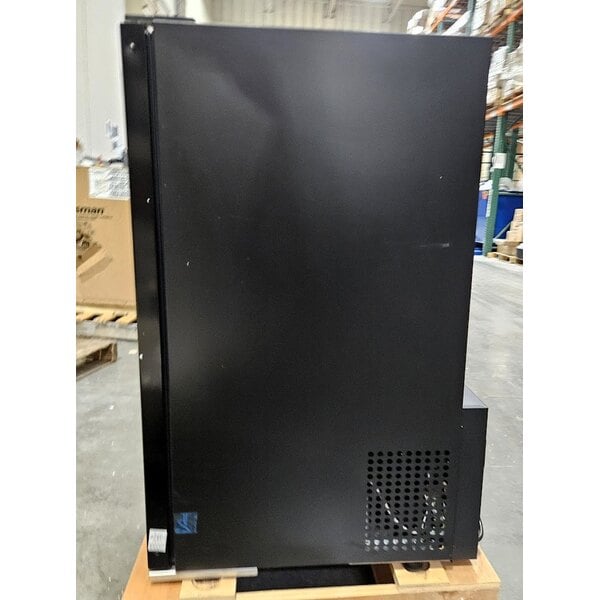 Scratch and Dent Avantco CRM-7-HC Black Countertop Display Refrigerator with Swing Door - 4.1 Cu. Ft.