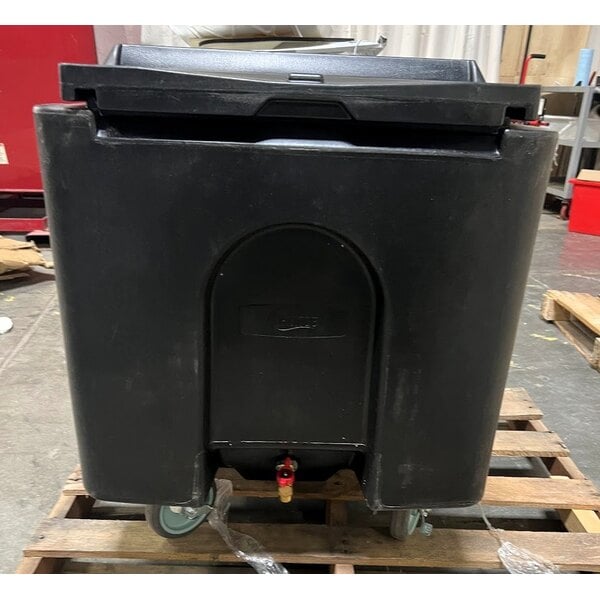 Scratch and Dent Choice 125 lb. Black Mobile Ice Bin