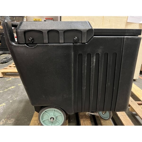 Scratch and Dent Choice 125 lb. Black Mobile Ice Bin
