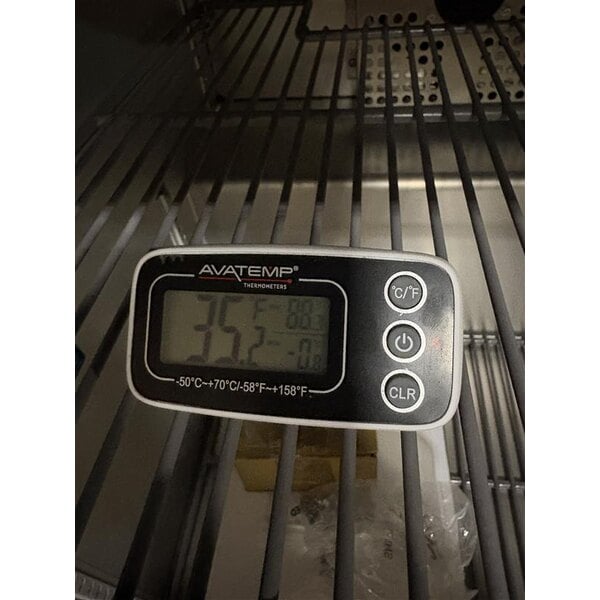 Scratch and Dent True TUC-27-LP-HC 27 5/8" Low Profile Undercounter Refrigerator