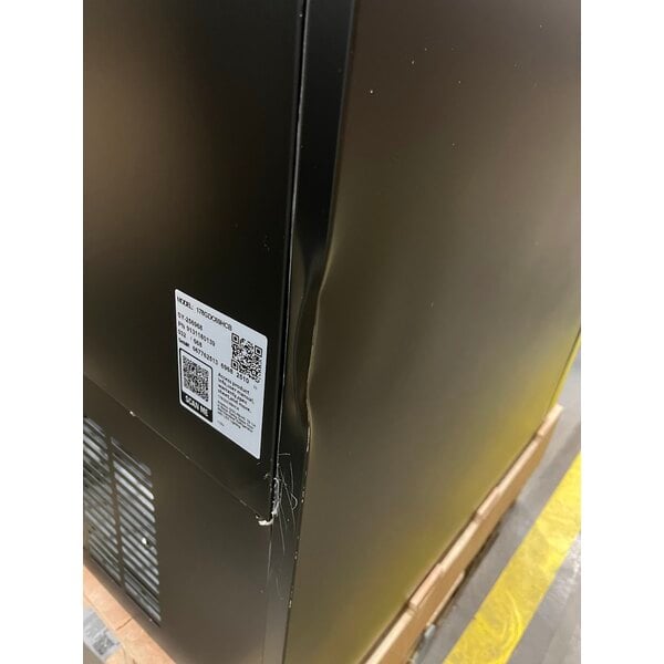 Scratch and Dent Avantco GDC-49F-HC 53" Black Swing Glass Door Merchandiser Freezer with LED Lighting