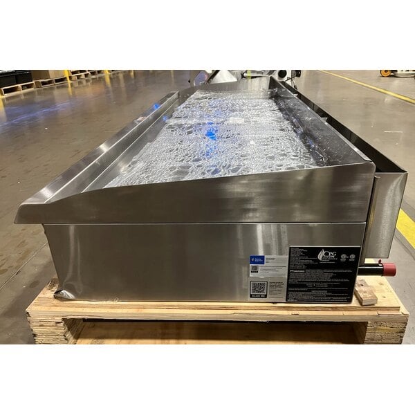 Scratch and Dent Cooking Performance Group GT-CPG-72-NL 72" Gas Countertop Griddle with Thermostatic Controls - 180,000 BTU
