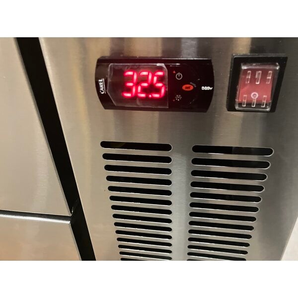 Scratch and Dent Avantco CBE-48-HC 48" 2 Drawer Refrigerated Chef Base