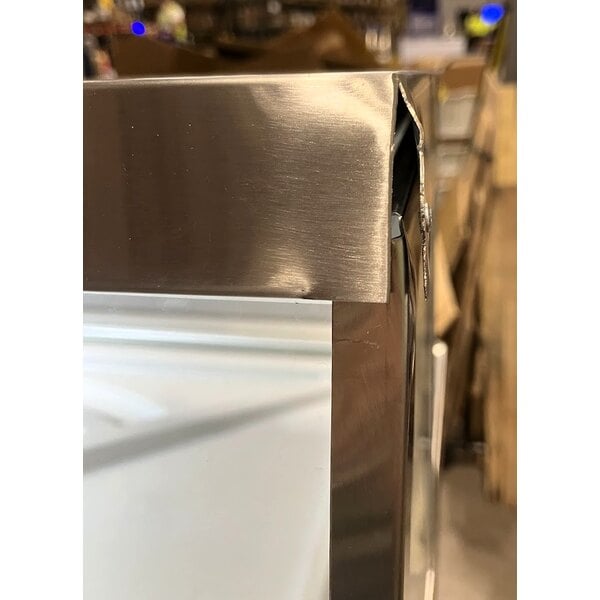 Scratch and Dent Avantco CPSS-88-HC 88 3/4" 16 Tub Stainless Steel Deluxe Ice Cream Dipping Cabinet