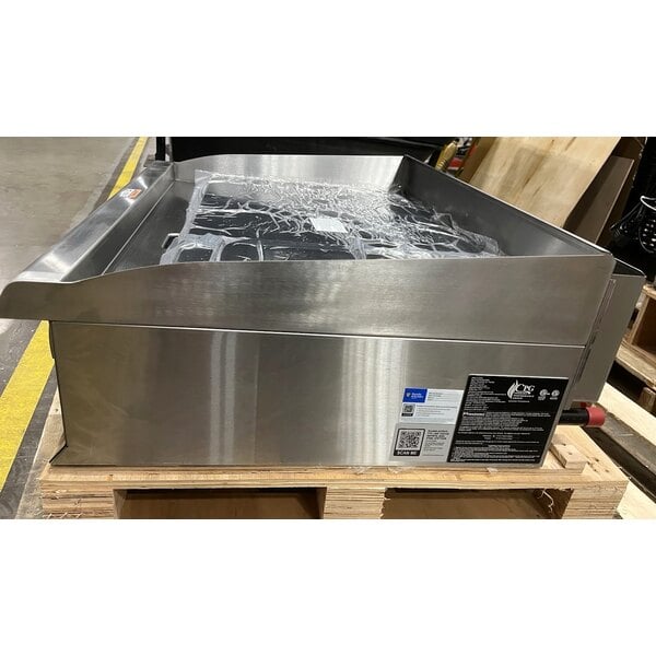 Scratch and Dent Cooking Performance Group GT-CPG-36-NL 36" Gas Countertop Griddle with Flame Failure Protection and Thermostatic Controls - 90,000 BTU