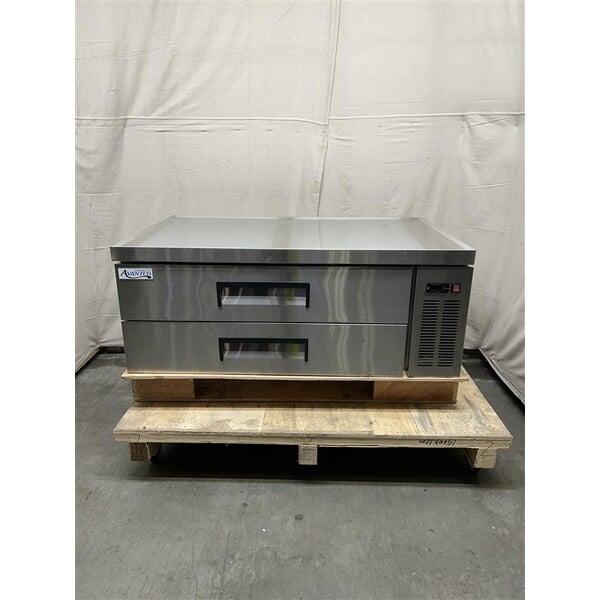 Scratch and Dent Avantco CBE-52-HC 52" 2 Drawer Refrigerated Chef Base