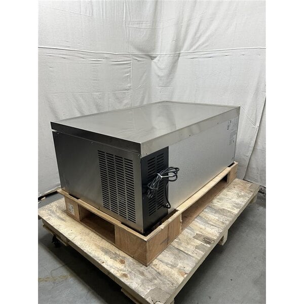 Scratch and Dent Avantco CBE-52-HC 52" 2 Drawer Refrigerated Chef Base