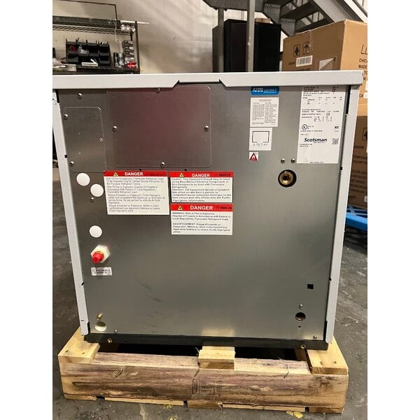 Scratch and Dent Scotsman NS0422WX-1A Prodigy® Plus Series 22" Water-Cooled Nugget Ice Machine - 455 lb., 115V