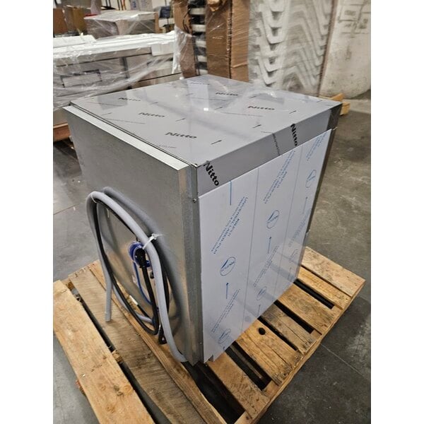 Scratch and Dent MainStreet Equipment HTUC High-Temperature Undercounter Dishwasher - 208V/240V, 1 Phase