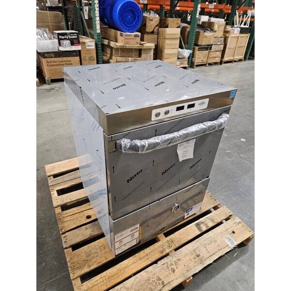 Scratch and Dent MainStreet Equipment HTUC High-Temperature Undercounter Dishwasher - 208V/240V, 1 Phase