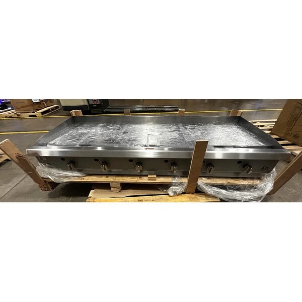 Scratch and Dent Cooking Performance Group GT-CPG-72-NL 72" Gas Countertop Griddle with Thermostatic Controls - 180,000 BTU