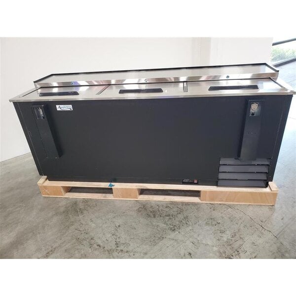 Scratch and Dent Avantco HBB-80-HC 80" Black Horizontal Bottle Cooler