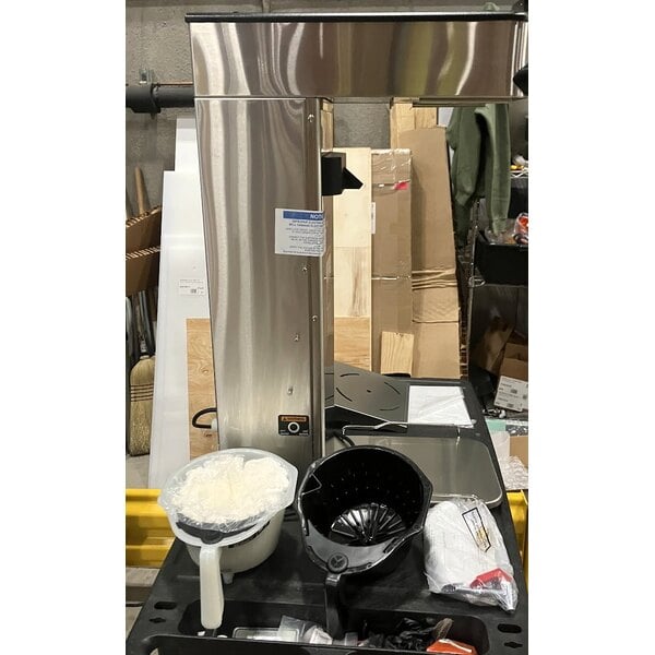 Scratch and Dent Bunn 52200.0100 ITCB-DV Infusion Single Coffee and Tea Brewer with Adjustable Shelf - Dual Voltage