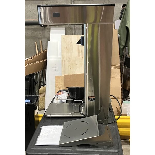 Scratch and Dent Bunn 52200.0100 ITCB-DV Infusion Single Coffee and Tea Brewer with Adjustable Shelf - Dual Voltage