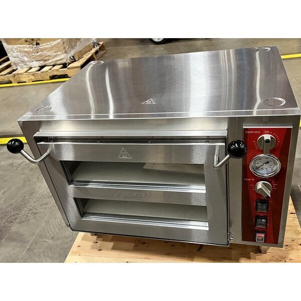 Scratch and Dent Avantco DPO-18-DS Double Deck Countertop Pizza/Bakery Oven - 3200W, 240V