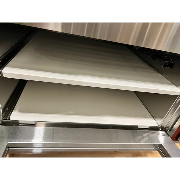 Scratch and Dent Avantco DPO-18-DS Double Deck Countertop Pizza/Bakery Oven - 3200W, 240V