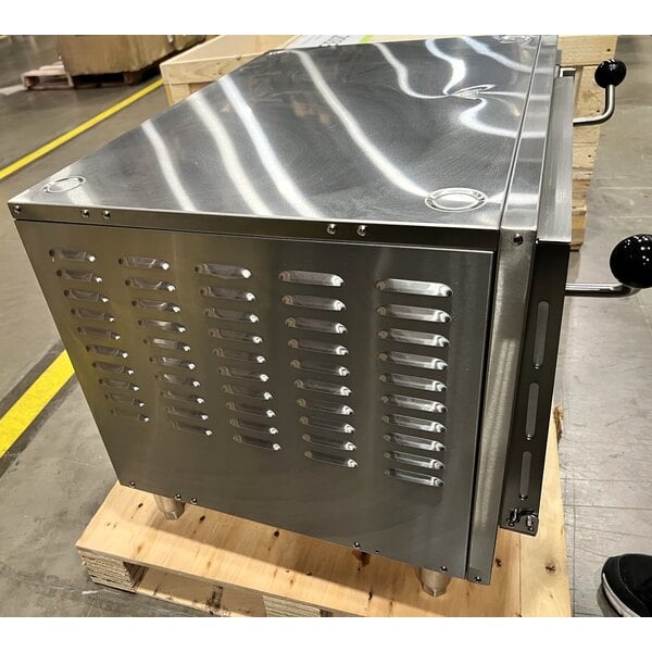 Scratch and Dent Avantco DPO-18-DS Double Deck Countertop Pizza/Bakery Oven - 3200W, 240V