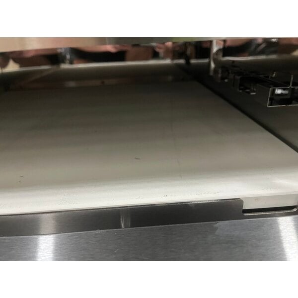 Scratch and Dent Avantco DPO-18-DD Double Deck Countertop Pizza/Bakery Oven with Two Independent Chambers - 3200W, 240V