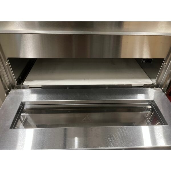 Scratch and Dent Avantco DPO-18-DD Double Deck Countertop Pizza/Bakery Oven with Two Independent Chambers - 3200W, 240V