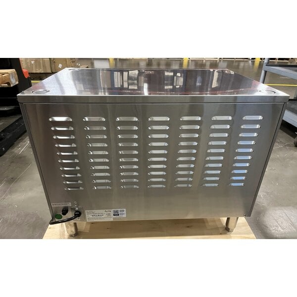 Scratch and Dent Avantco DPO-18-DS Double Deck Countertop Pizza/Bakery Oven - 3200W, 240V