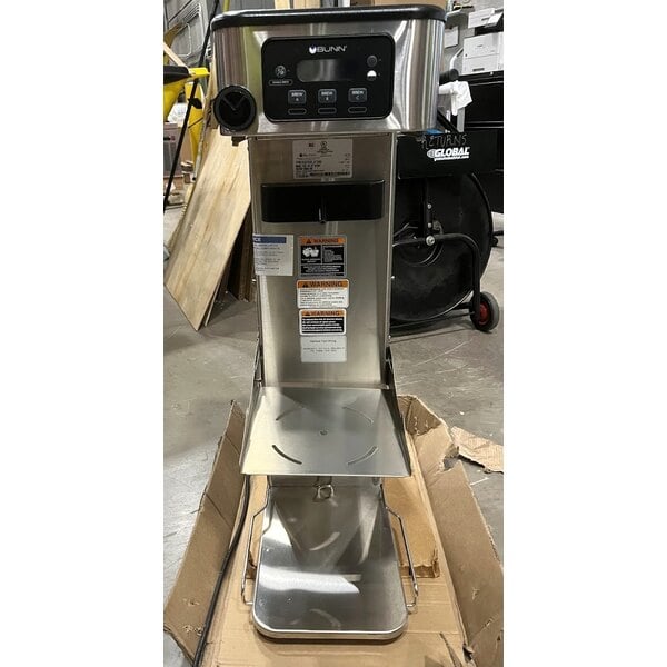 Scratch and Dent Bunn 52200.0100 ITCB-DV Infusion Single Coffee and Tea Brewer with Adjustable Shelf - Dual Voltage
