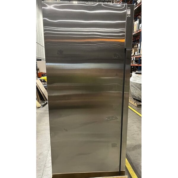 Scratch and Dent Avantco Z2-R-HC 54" Solid Door Stainless Steel Reach-In Refrigerator