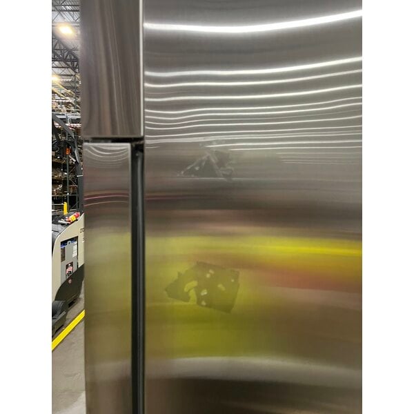 Scratch and Dent Avantco Z2-R-HC 54" Solid Door Stainless Steel Reach-In Refrigerator