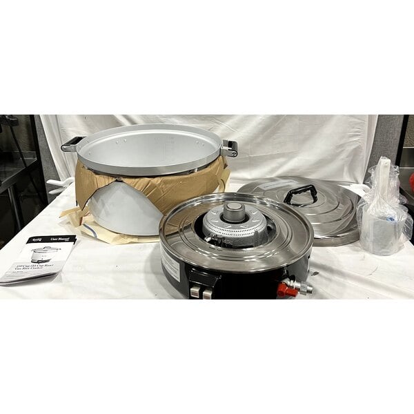 Scratch and Dent Avantco GRCNAT Natural Gas 110 Cup (55 Cup Raw) Gas Rice Cooker / Warmer - 24,000 BTU
