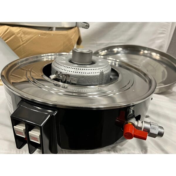 Scratch and Dent Avantco GRCNAT Natural Gas 110 Cup (55 Cup Raw) Gas Rice Cooker / Warmer - 24,000 BTU