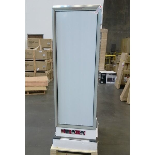 Scratch and Dent Avantco HPI-1836 Full Size Insulated Heated Holding / Proofing Cabinet with Clear Door - 120V