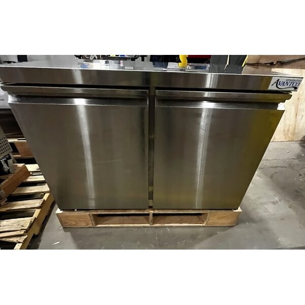Scratch and Dent Avantco SS-UC-48R-HC 48" Undercounter Refrigerator