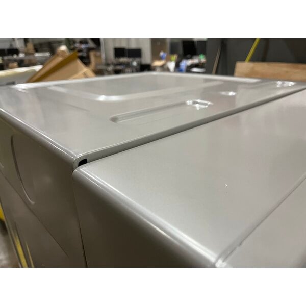 Scratch and Dent Crossover 3.5 cu. ft. 27" Front Load Electric Commercial Washer - Free Use WHLFP817C2OPL