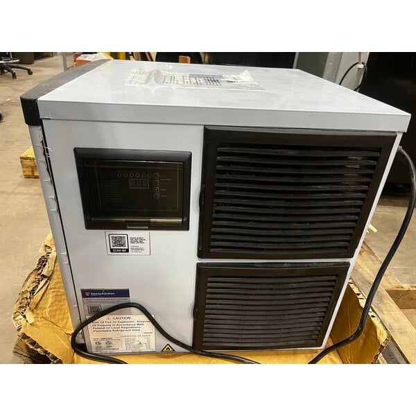 Scratch and Dent Avantco Ice MC-F-422-A 22" Air Cooled Modular Full Cube Ice Machine - 399 lb.