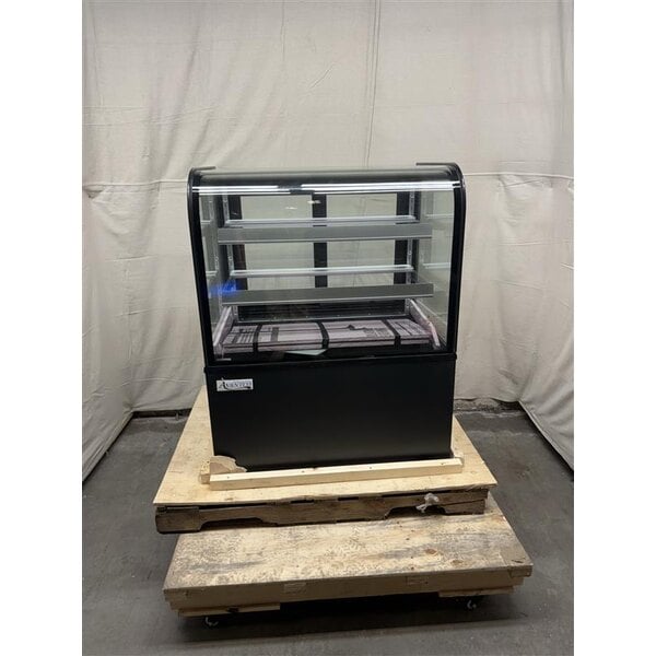 Scratch and Dent Avantco BC-36-HC 36" Curved Glass Black Refrigerated Bakery Display Case