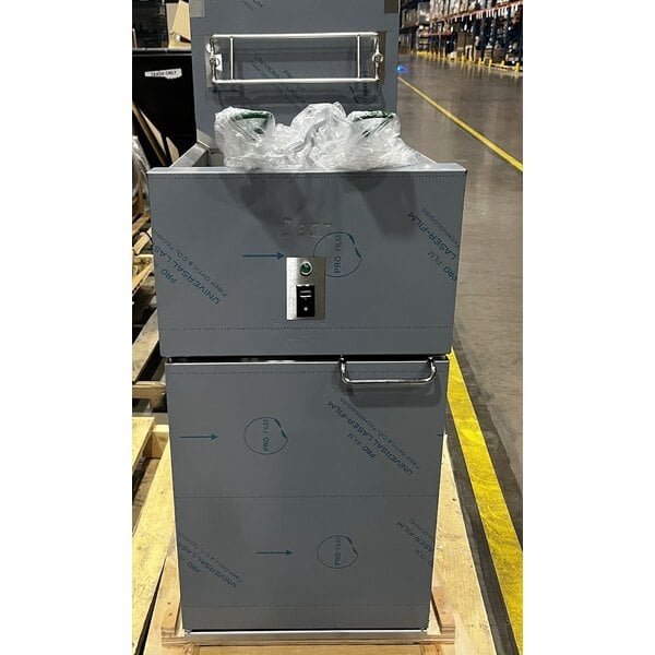 Scratch and Dent Dean by Frymaster SR114E Super Runner Economy 40 lb. Electric Floor Fryer - 208V, 1 Phase