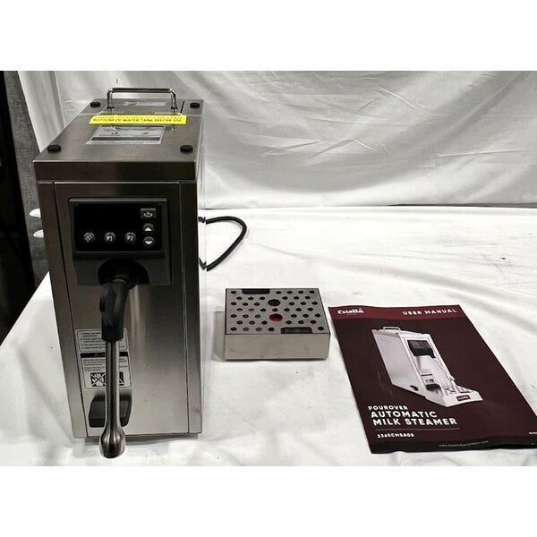 Scratch and Dent Estella Caffe ECMSA08 Automatic Pourover Milk Steamer - 120V, 1,450W
