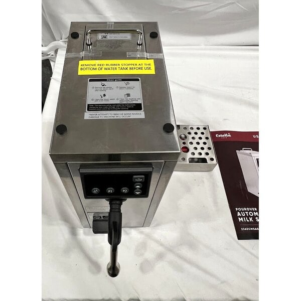 Scratch and Dent Estella Caffe ECMSA08 Automatic Pourover Milk Steamer - 120V, 1,450W