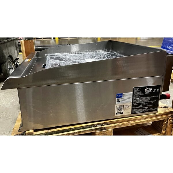 Scratch and Dent Cooking Performance Group GM-CPG-24-NL 24" Gas Countertop Griddle with Manual Controls - 60,000 BTU