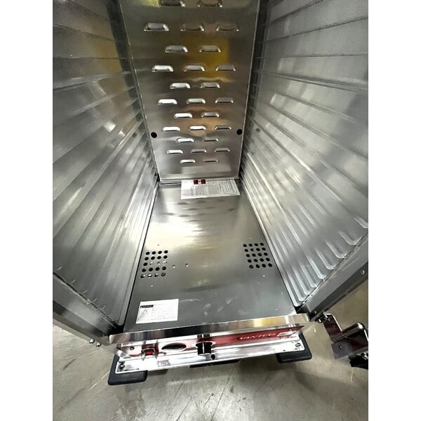 Scratch and Dent Avantco HTI-1836DC Full Size Insulated Heated Holding Cabinet with Clear Dutch Doors - 120V