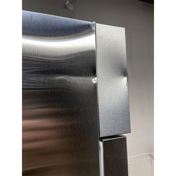 Scratch and Dent Avantco A-23F-HC 29" Solid Door Reach-In Freezer