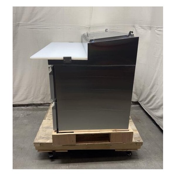 Scratch and Dent Avantco SSPPT-260B 60" 1 Door Refrigerated Pizza Prep Table with 2 Drawers