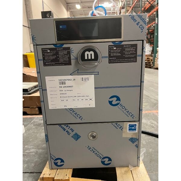 Scratch and Dent Meiko M-iClean US High Temperature Undercounter Glass Washer - 208-230V, 3 Phase