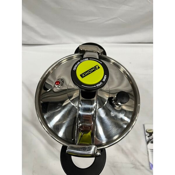 Scratch and Dent Monix 013206 Monix 50 Cup (25 Cup Raw) 12.66 qt. (12 Liter) Stainless Steel Pressure Cooker