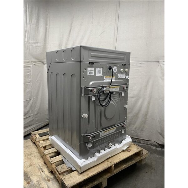 Scratch and Dent Crossover 3.5 cu. ft. 27" Front Load Electric Commercial Washer - Free Use WHLFP817C2OPL