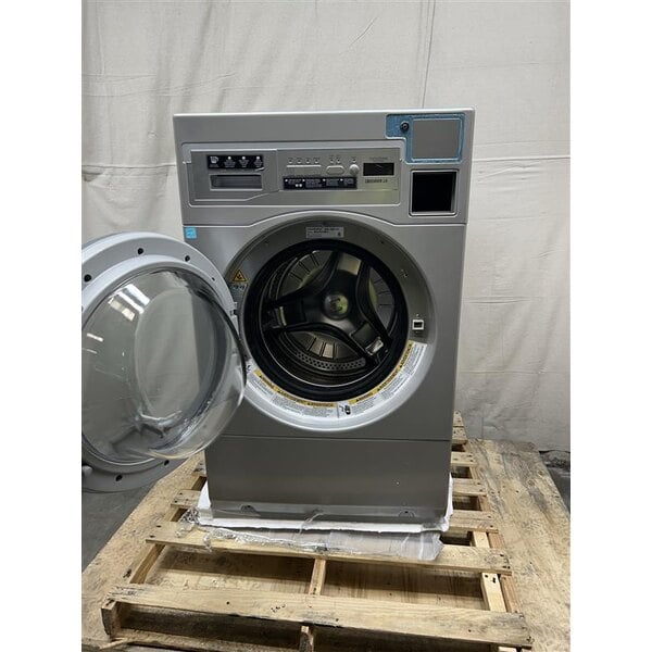 Scratch and Dent Crossover 3.5 cu. ft. 27" Front Load Electric Commercial Washer - Free Use WHLFP817C2OPL