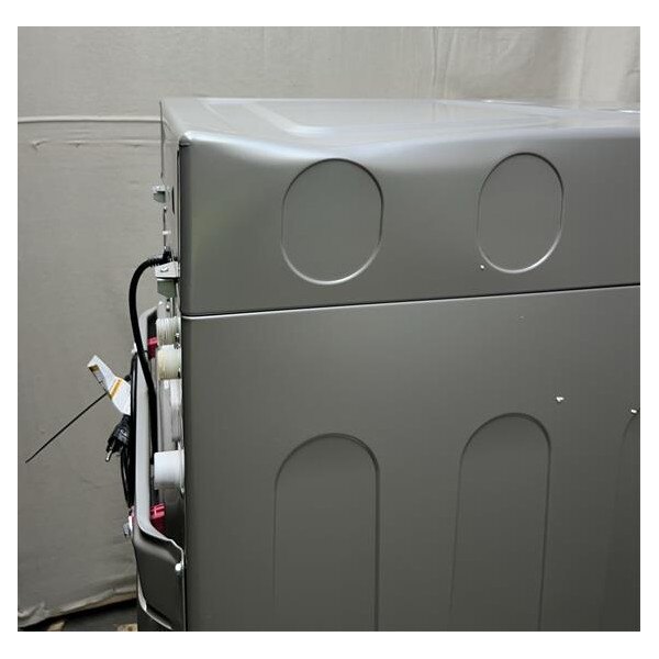 Scratch and Dent Crossover 3.5 cu. ft. 27" Front Load Electric Commercial Washer - Free Use WHLFP817C2OPL