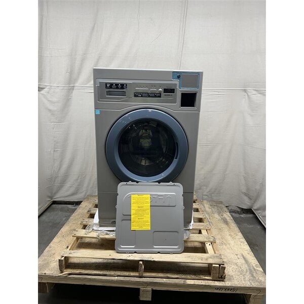 Scratch and Dent Crossover 3.5 cu. ft. 27" Front Load Electric Commercial Washer - Free Use WHLFP817C2OPL